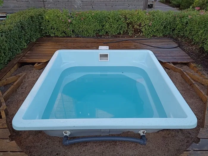 Композитная купель Laguna 2 — установка в Новосибирске